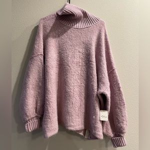 Free People Lavender oversized turtleneck NWT
